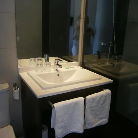 Llorca 호텔 2*