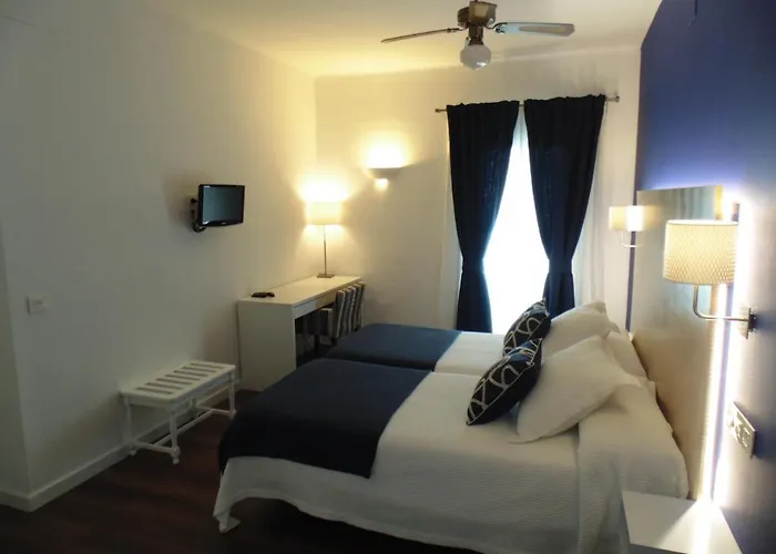 Llorca Hotel 2*