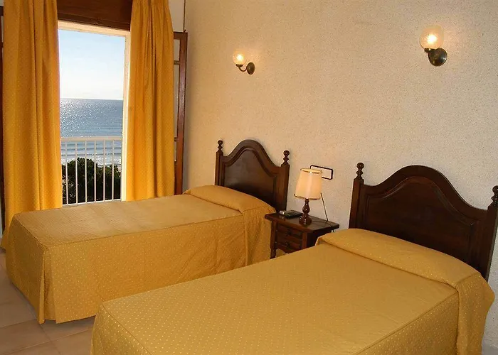 Llorca Hotel Platja de l’Almadrava