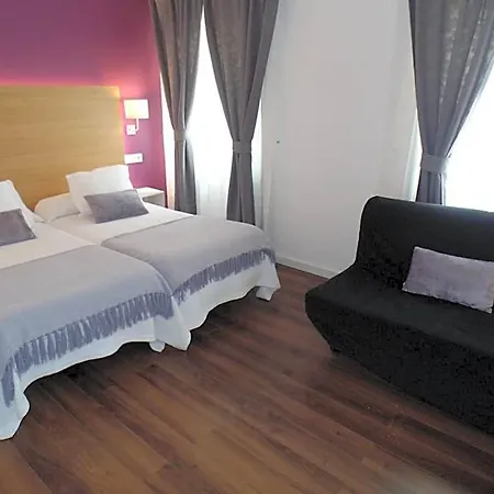 Llorca Hotel