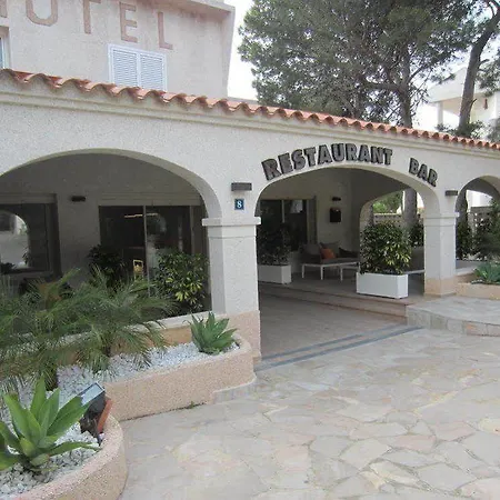 Llorca Hotel